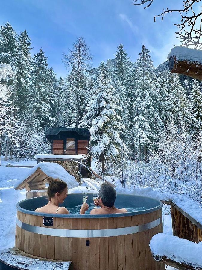 Typically Swiss Hotel Ermitage Kandersteg Bagian luar foto