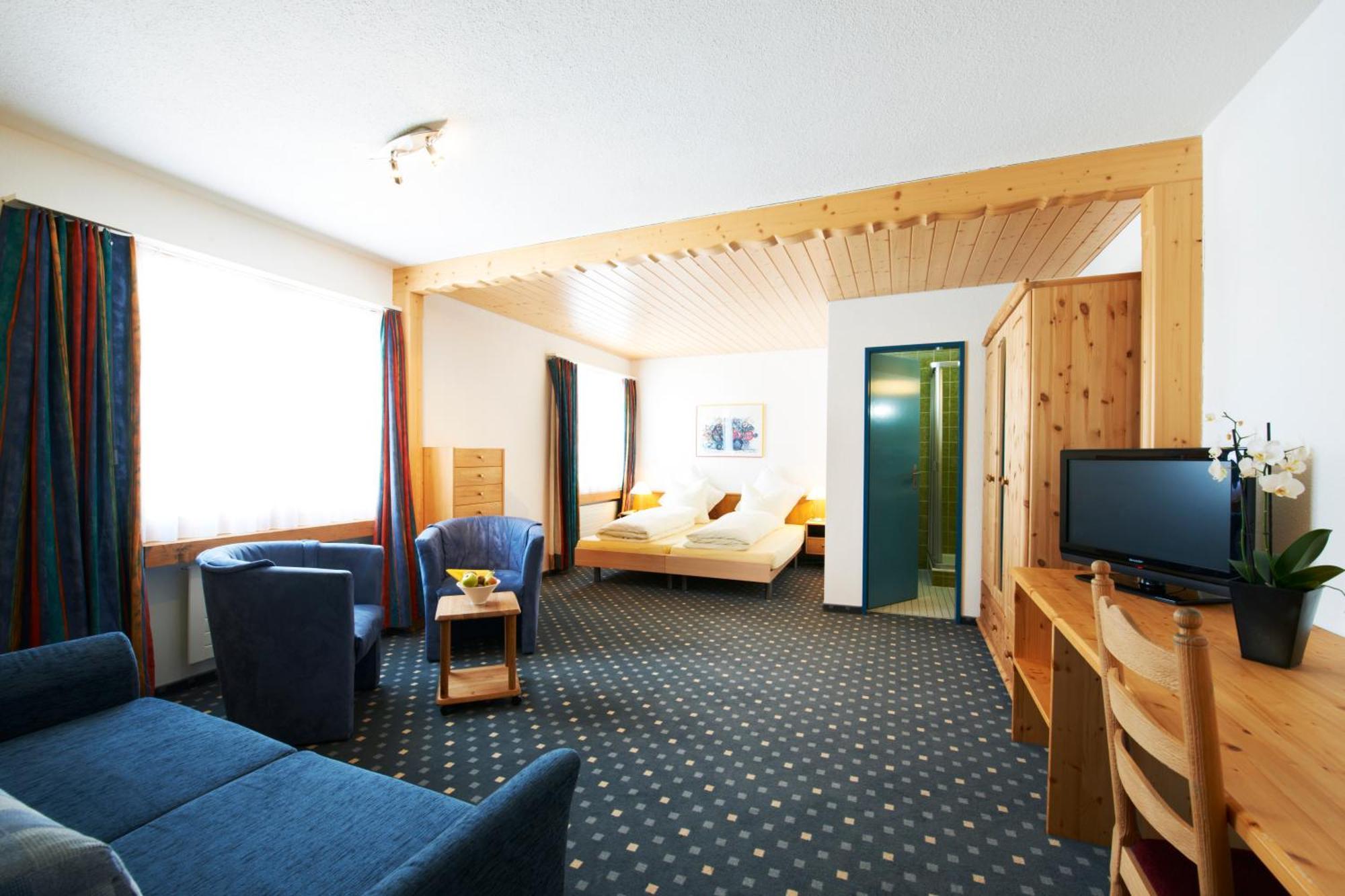 Typically Swiss Hotel Ermitage Kandersteg Bagian luar foto